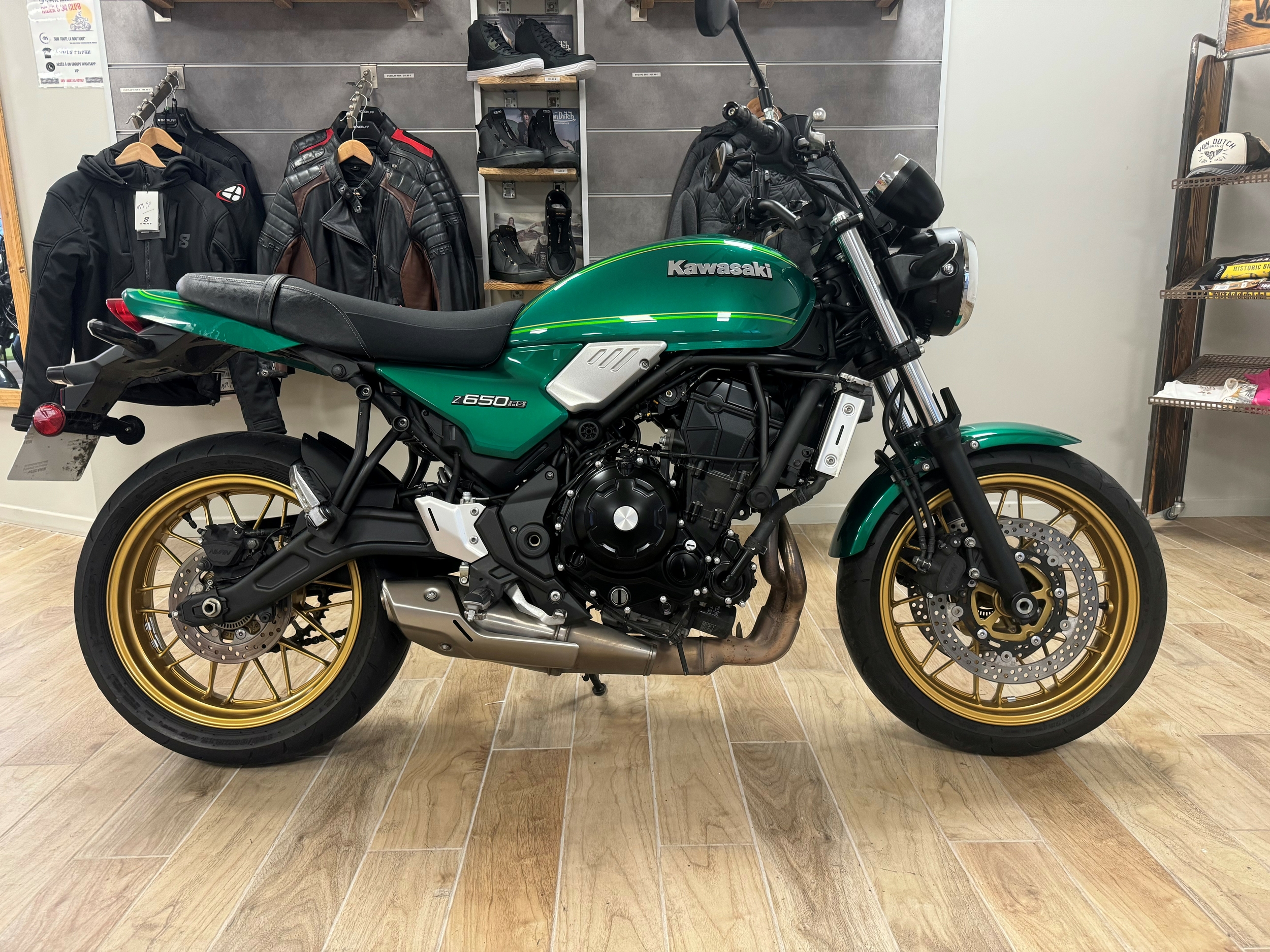 riders34equipementmotomotardbarvehiculemotooccasiondepotventeshopmagasinheraultmontpellieroccitaniesitewebconvivialitegarantiereviseateliermecaniquepromo kawasakiz650rs2