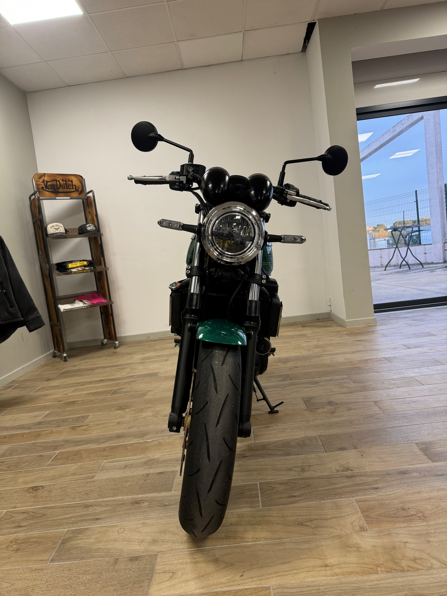 riders34equipementmotomotardbarvehiculemotooccasiondepotventeshopmagasinheraultmontpellieroccitaniesitewebconvivialitegarantiereviseateliermecaniquepromo kawasakiz650rs3