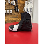 riders34shopmagasinequipementmotomotardateliermecaniquenewsitewebbarmontpellierheraultoccitaniepromo-bottesracingbootsshortrsttractechevo3noirblackblancwhite2
