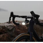 riders34shopmagasinsiteventeequipementaccessoirevelovttebikemotopromopaschermontpellierheraultlampeledigpsportvs1800salulumensrechargeableusbbluetoothsupportguidonpuissant