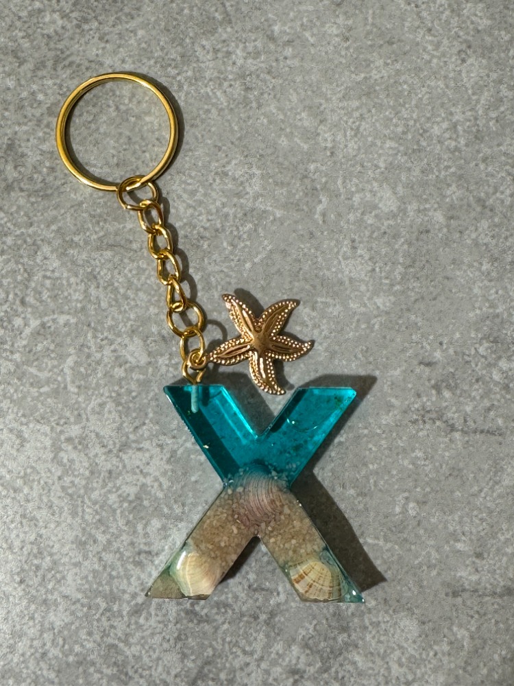 Porte-clés initial X - Porte-clés résine - lva-creations