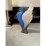 coeur aile sur main argenté 1 b