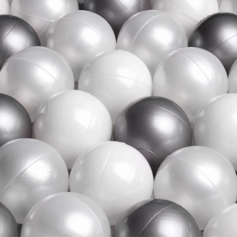 composition-balles-piscine-transparent-argent-perle