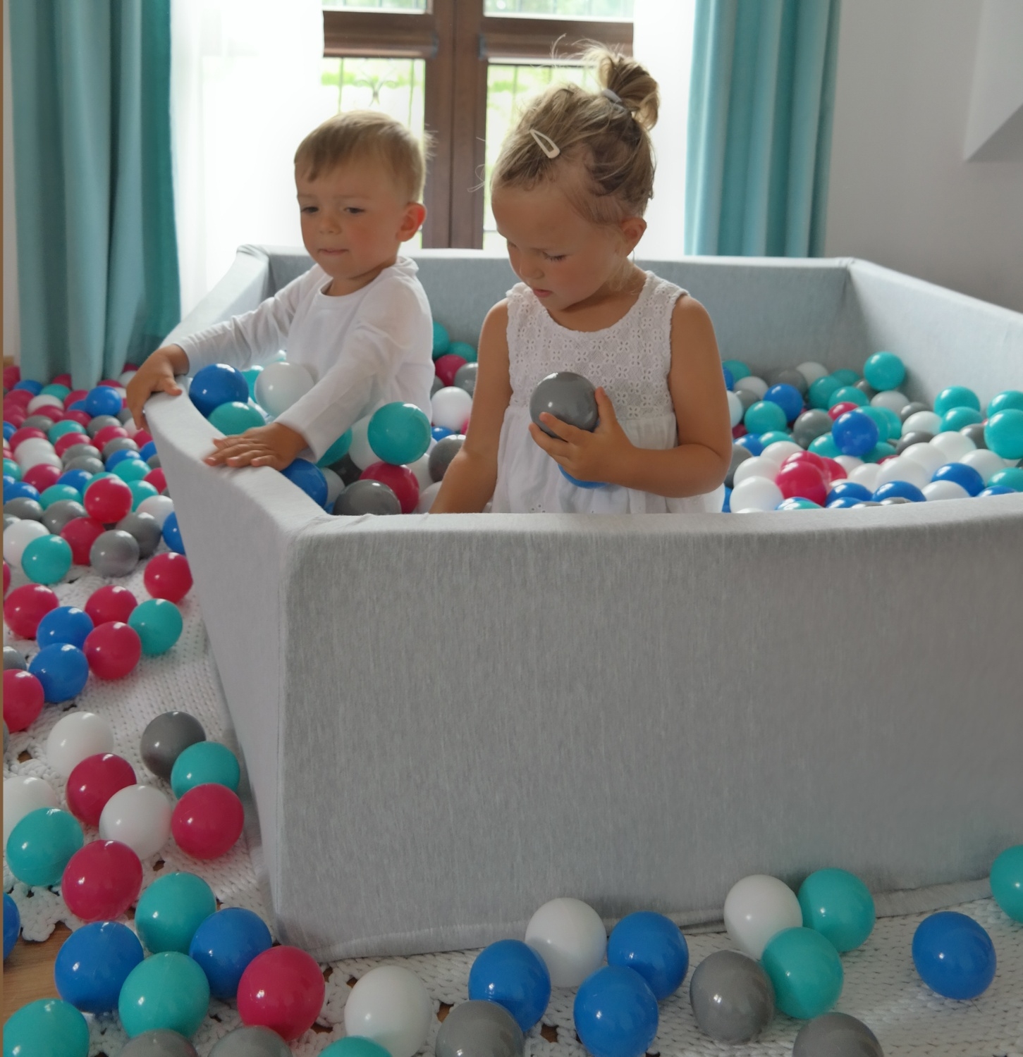 piscine-a-balles-carree-jura-prestige-5