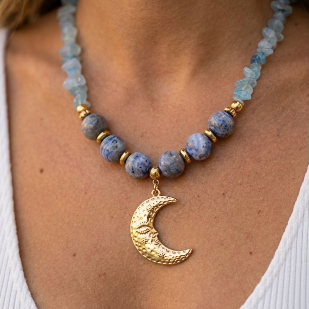 collier Lune perles en béton bleu et acier inoxydable aigue marine