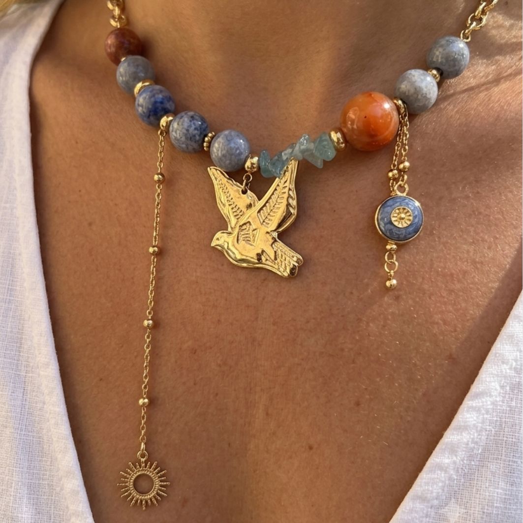 collier envol pendentif oiseau porté
