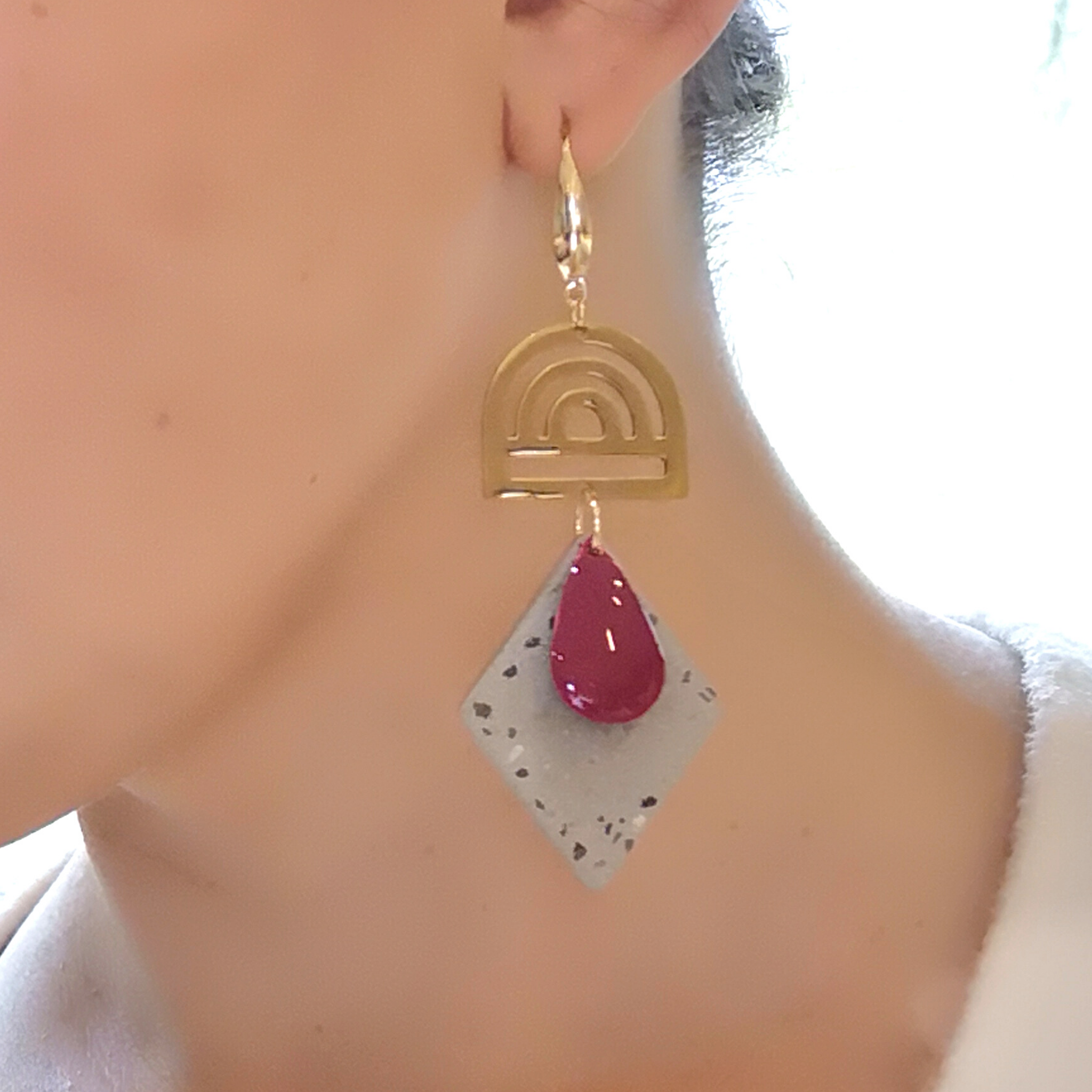 Boucles doreilles Elena portées