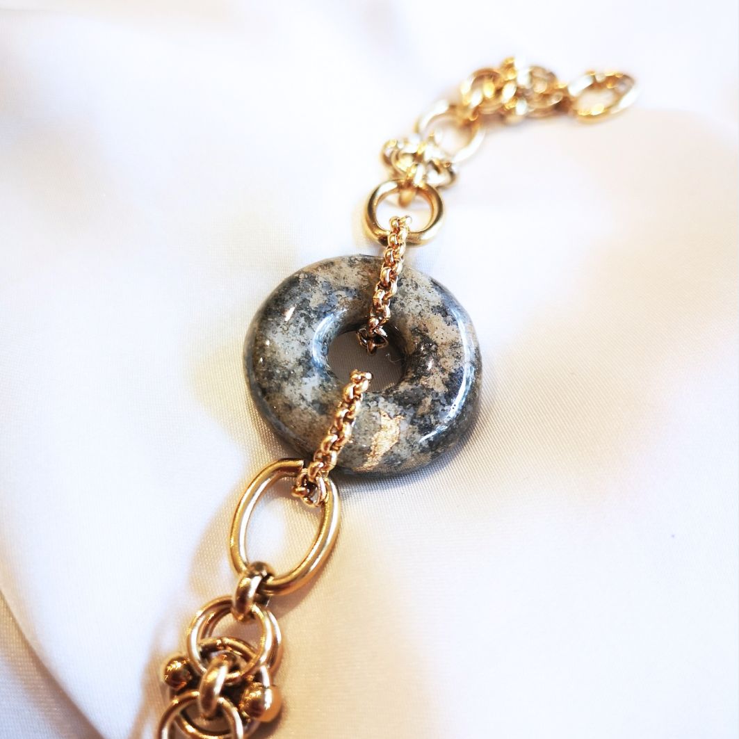 bracelet honneur détails