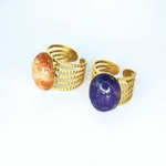 bague orange et bague violette