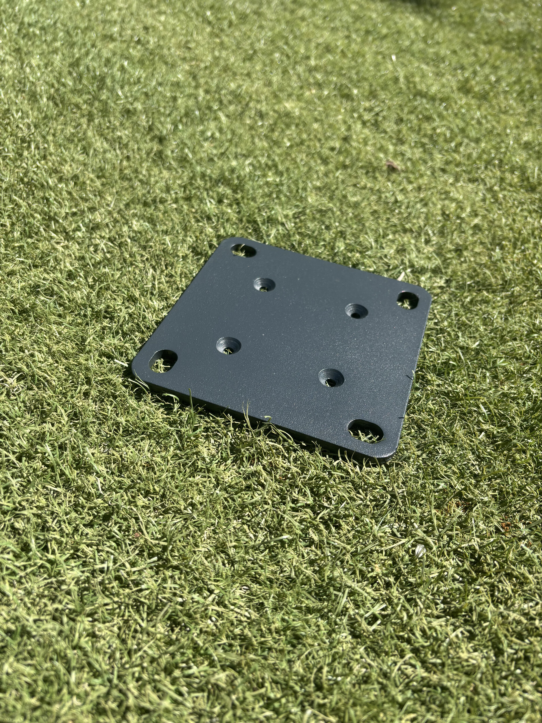 Platine aluminium pour poteau angle variable