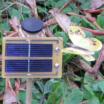 199-papillon-solaire-7cm-socle-incline