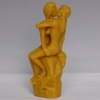 Statue-French-Kiss