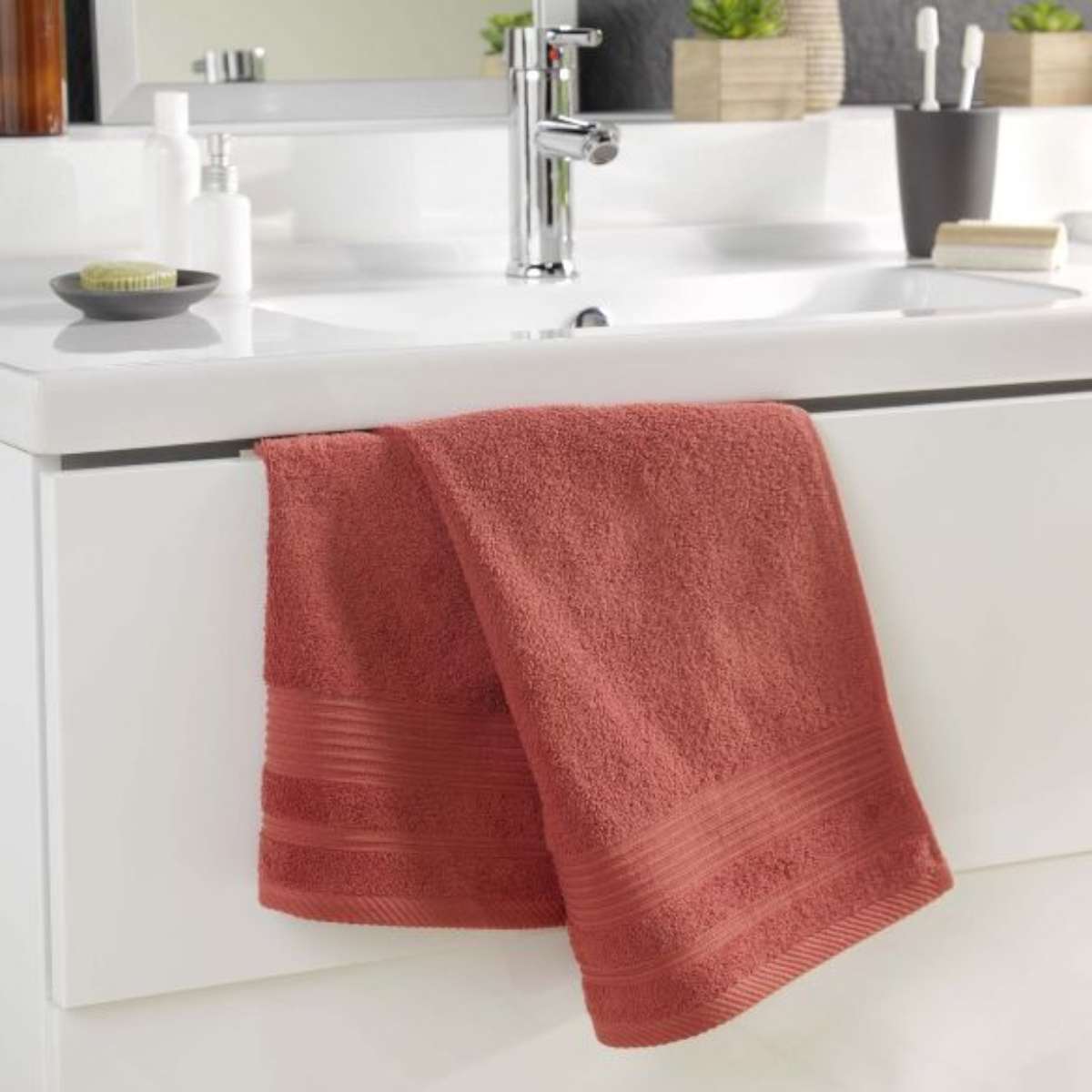 serviette-toilette-50x90cm-500gcm²-terracotta (1)