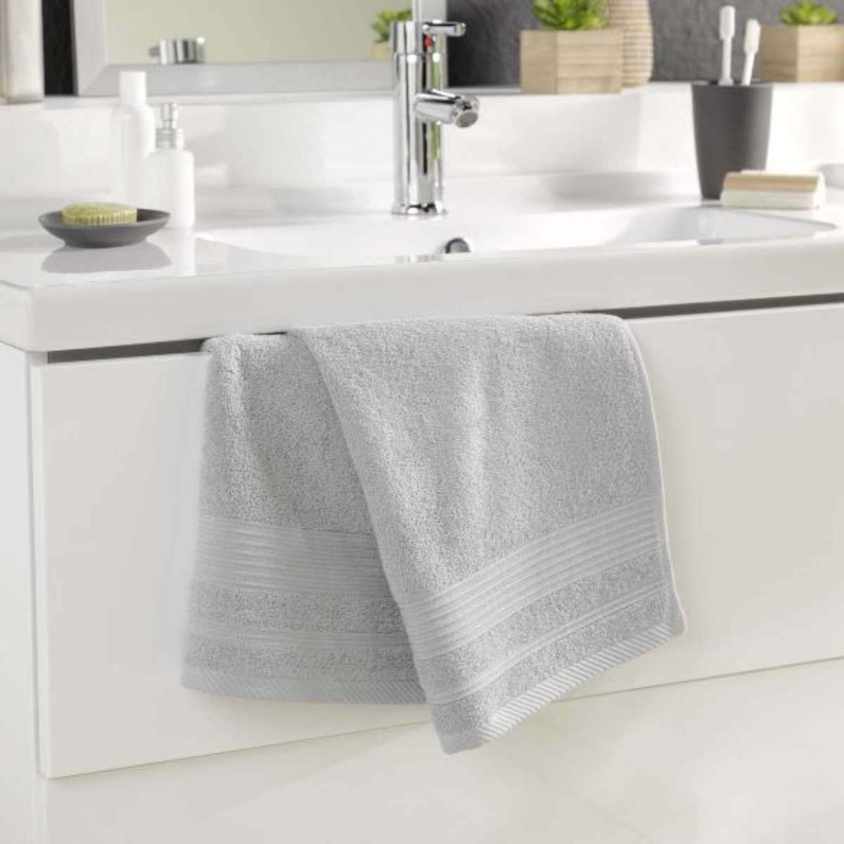 serviette-toilette-50x90cm-500gcm²-gris-clair (1)