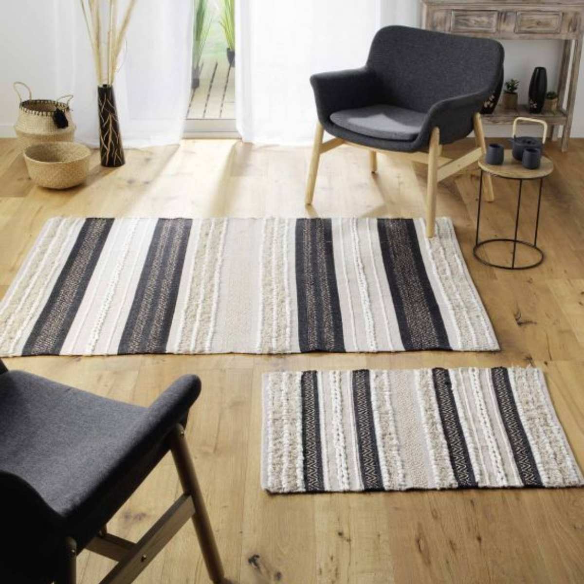 tapis-déco-120x170cm-naturel-noir-blanc-avec-fils-métallisés (2)