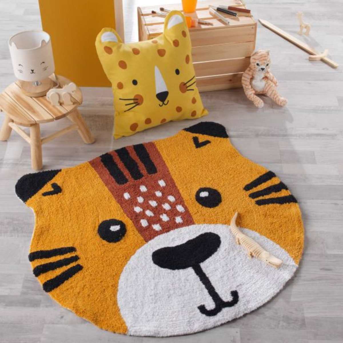 tapis-enfant-forme-léopard-90cm (1)