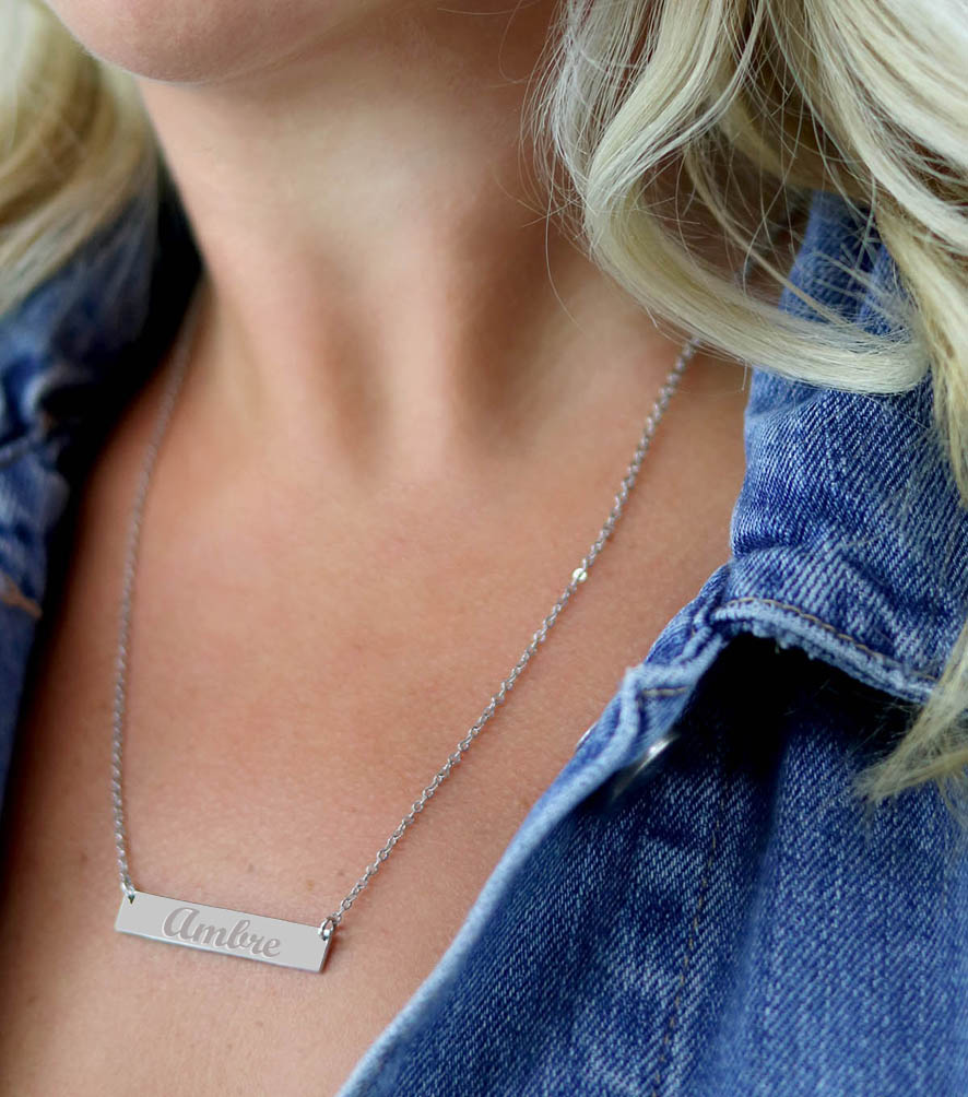 Pendentif barre gravure dun prénom