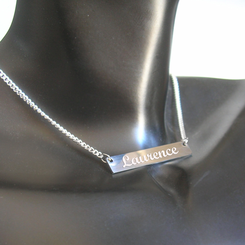 Pendentif barre gravure personnalisée