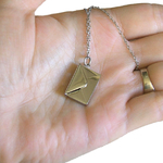 Pendentif lettre personnalisé