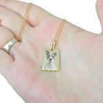 Faire graver son chien sur un pendentif