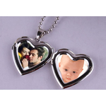 Collier coeur ouvert inséré une photo