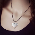 Coeur strié tour de cou