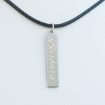 Pendentif rectangulaire barre verticale
