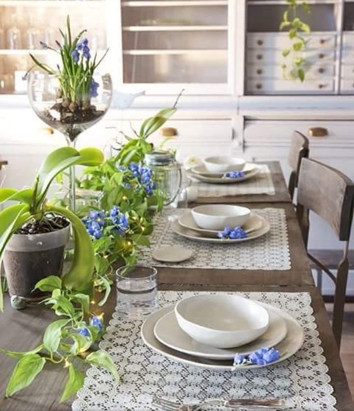 HISTOIRE DAVANT SET DE TABLE DENTELLE BLANC2