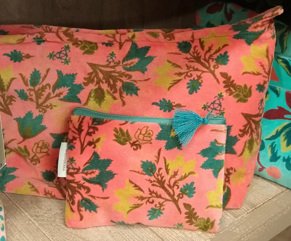 HISTOIRE DAVANT POCHETTES VELOURS SUZANI CANDY