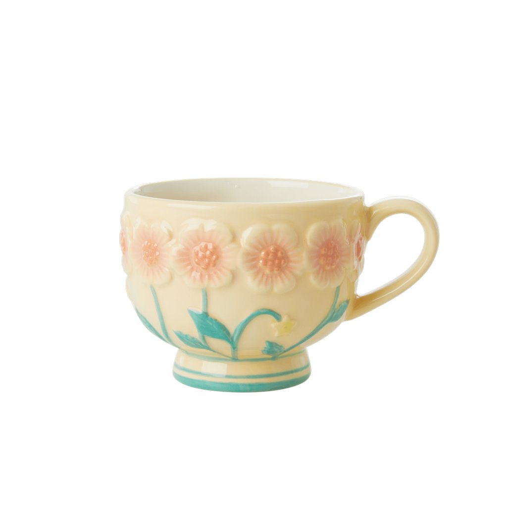 histoire-d-avant-tasse-ceramique-aux-fleurs-beige
