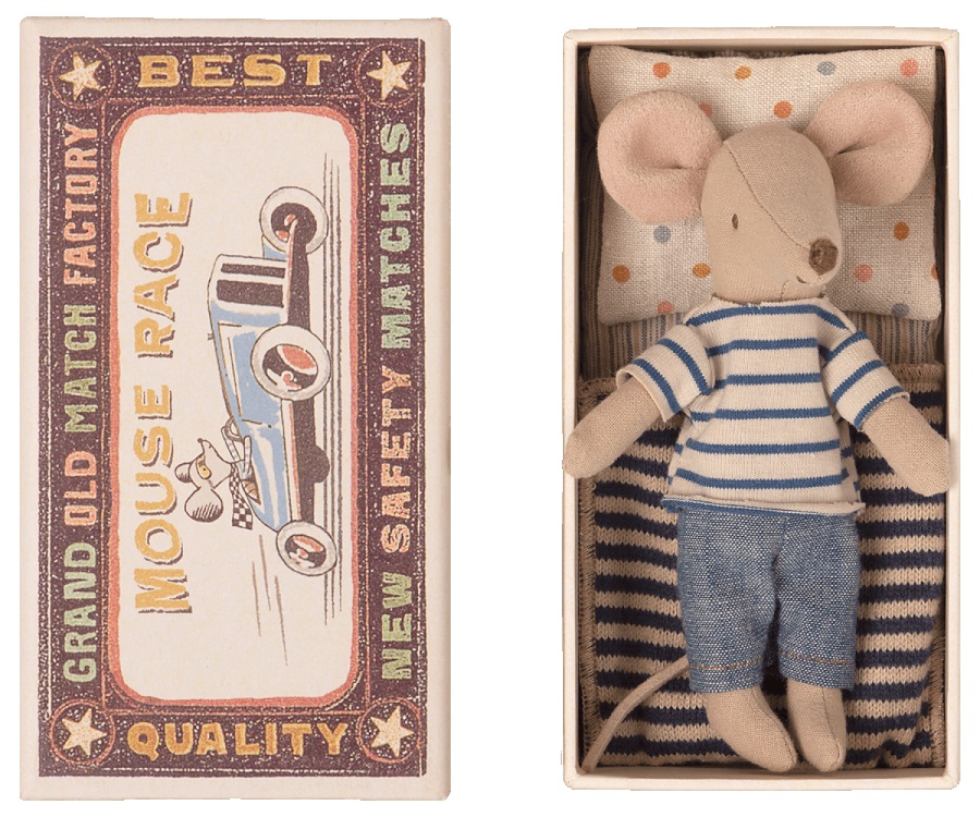 idee-cadeau-enfant-souris-grand-frere-rmariniere-bleue-dans-sa-boite-maileg-2