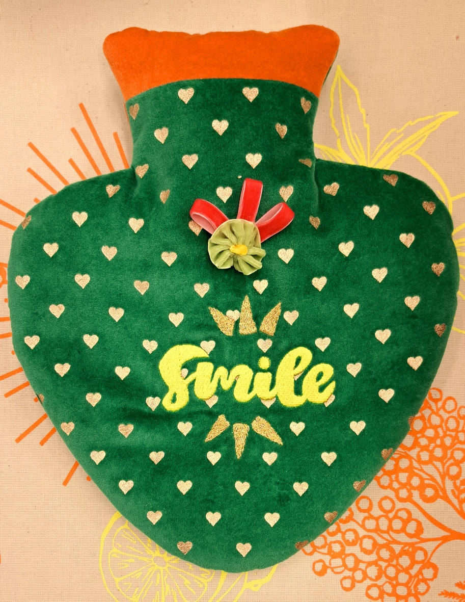 bouillote_coeur_velours_imprime_petits_coeurs_dores_smile_brode
