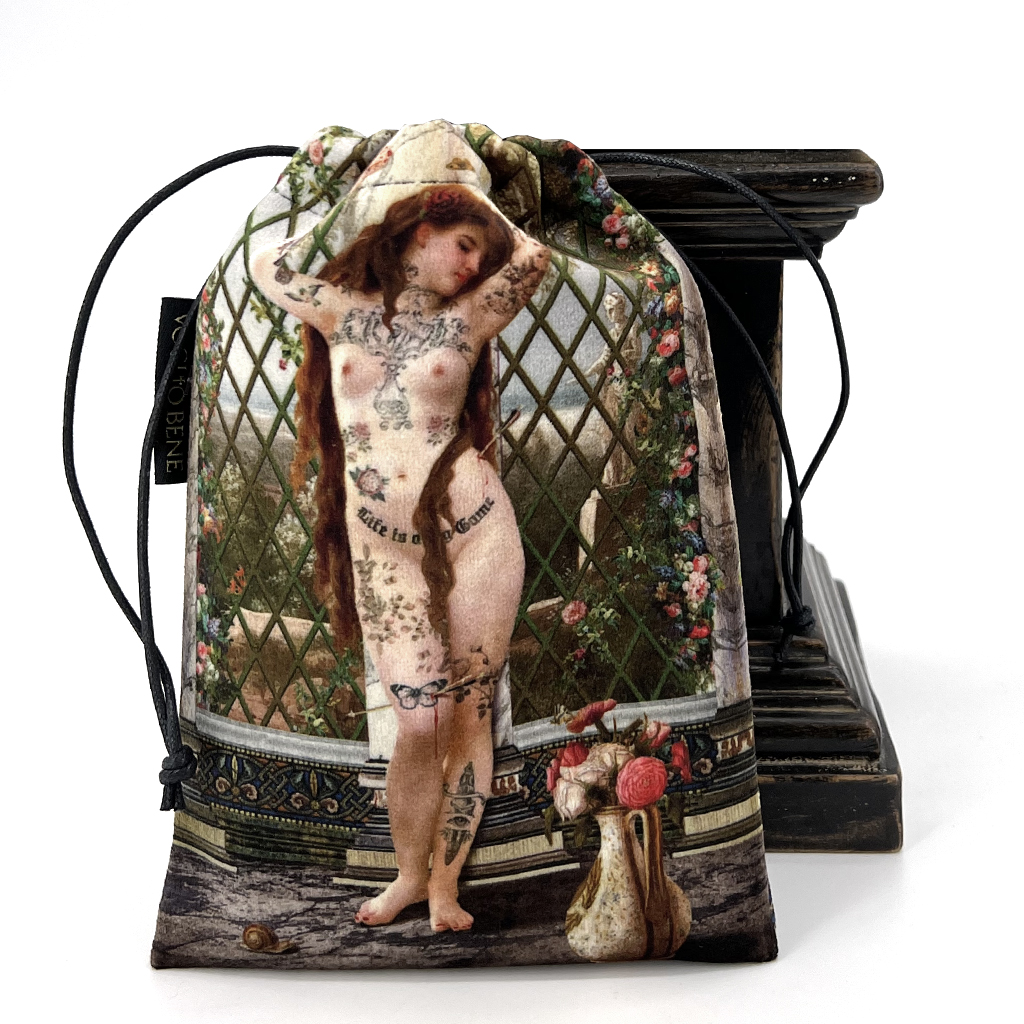 histoire_d_avant_housse_a_cordon_SAINTE_SEBASTIEN_recto_debout_voglio_bene_3