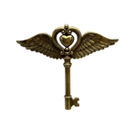 Clé-déco-Murale-Ailée-Dorée-en-résine-avec-Cœur-central-au-Style-Antique