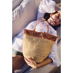 histoire_d_avant_panier_porte_epaule_sixtizoa_raphia_couleur_the_le_voyage_en_panier_l_atelier_du_crochet_2