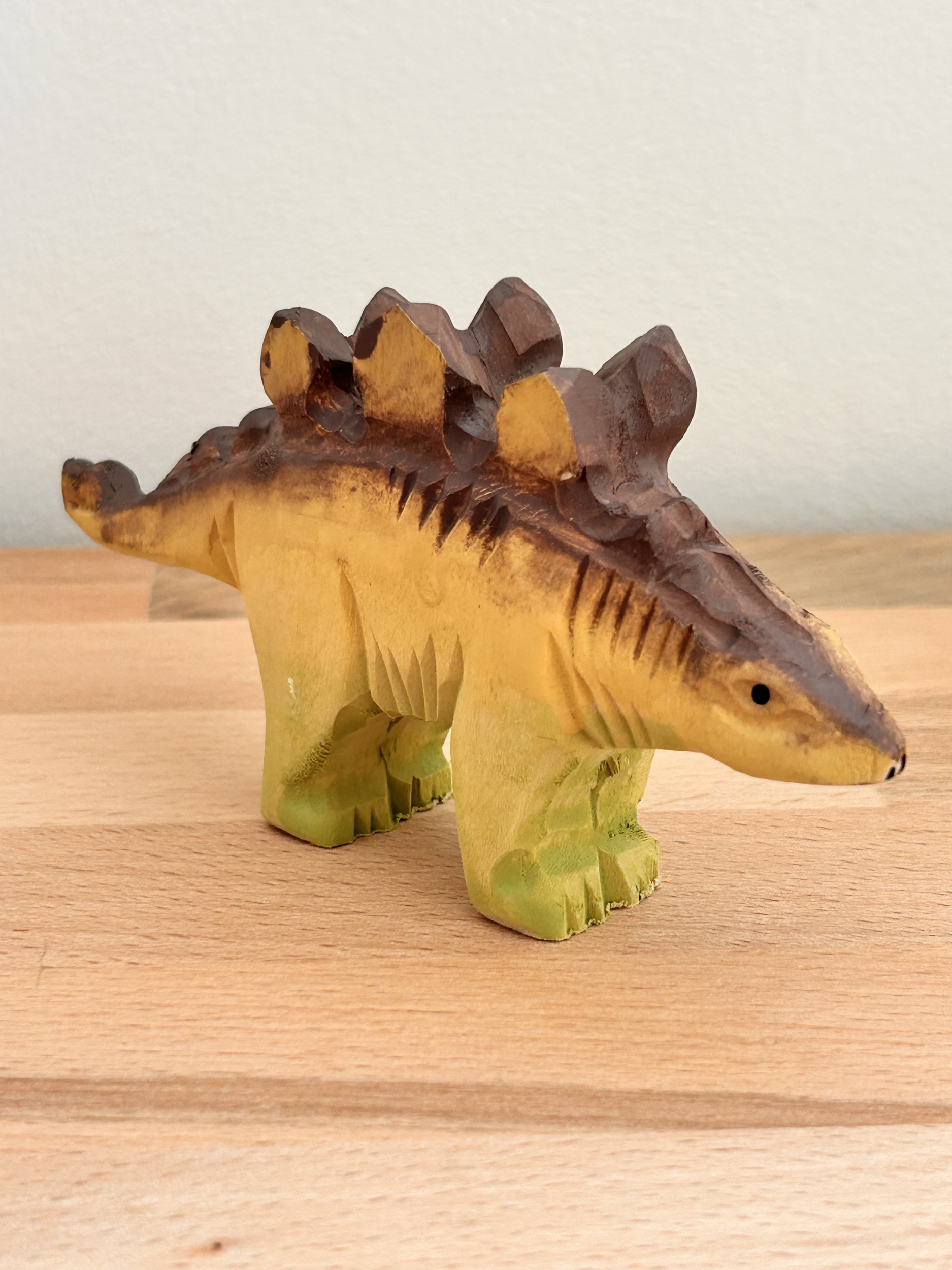 Stégosaure en bois – dinosaure - Figurine réaliste Wudimals