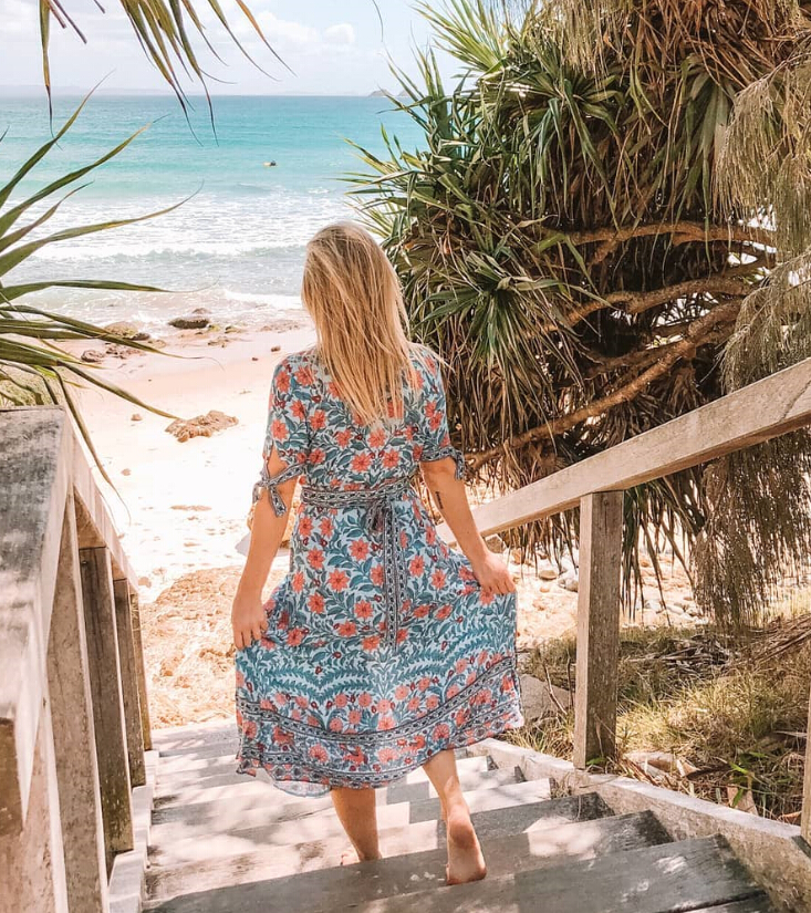 Robe portefeuille V imprimée bleu femme boho 3