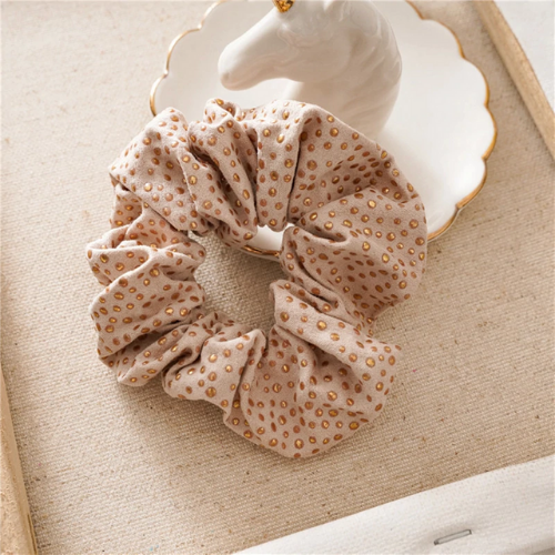 chouchou scrunchie imprimé accessoire cheveux tendance la selection parisienne 2