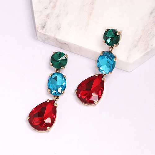 boucles doreilles fantaisie pendantes colorées chic glamour femme idée cadeau à petit prix
