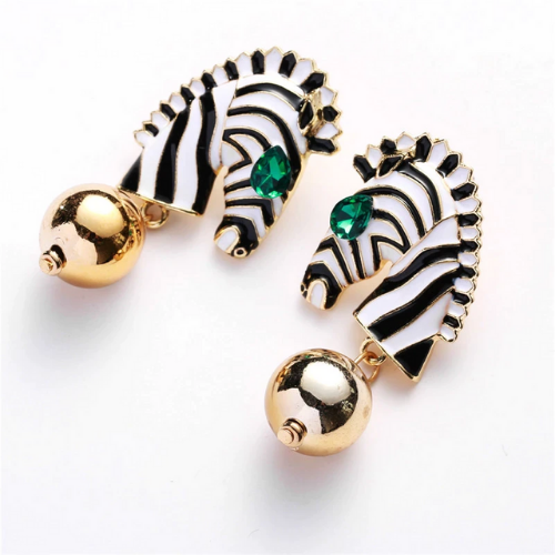 boucles doreilles pendantes fantaisie zèbre animal tendance chic bijou femme en ligne