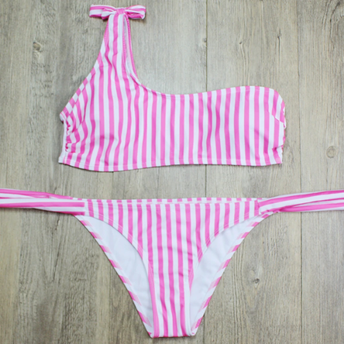 bikini rayé rose asymétrique femme
