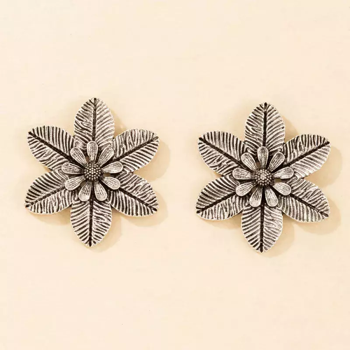boucles doreilles fleur argentées fantaisie florales bohème