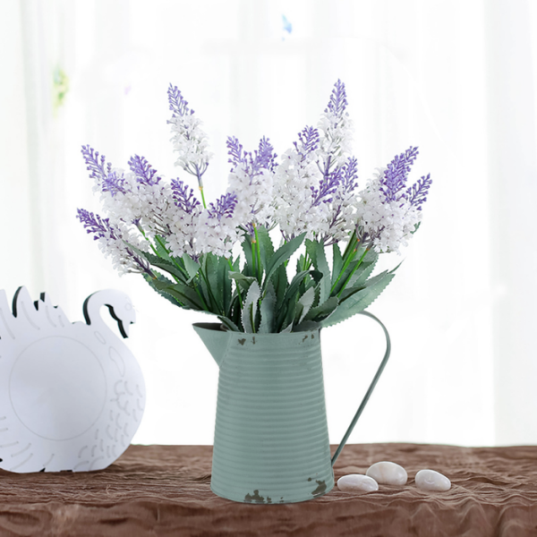 vase rétro bleu