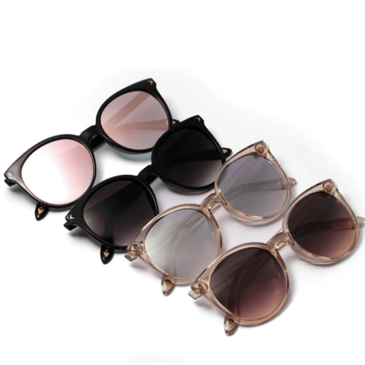Lunettes de soleil oversize plastique transparent femme