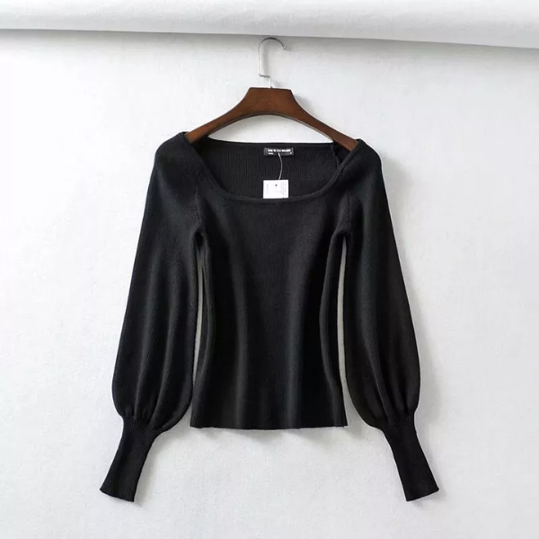 pull noir tendance femme col carré