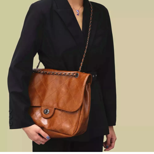 sac à main marron cognac bandoulière argent en cuir