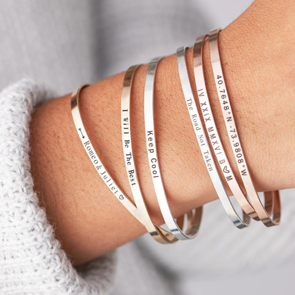 bracelet jonc gravure personnalisée or rose