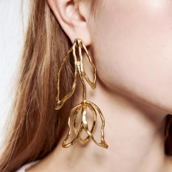 boucles doreilles pendantes rétro fleuries dorées