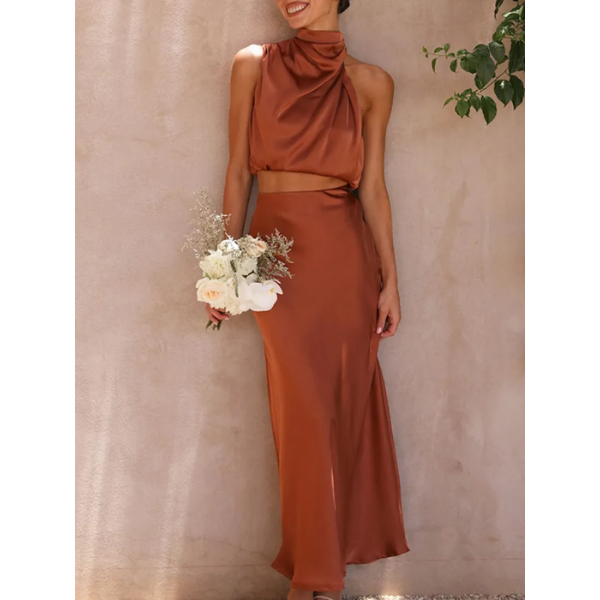 robe longue satin marron ventre nu