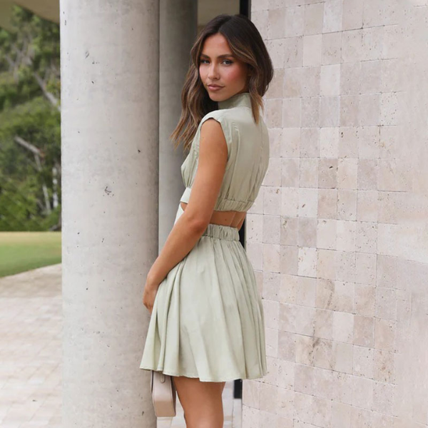 robe courte sans manches beige ventre ajouré femme